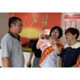 娄底农商银行开展“人民币知识宣传活动”