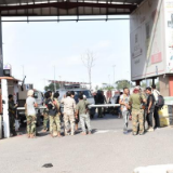 新联合政府内阁成员抵达当日！也门亚丁机场发生3次剧烈爆炸 