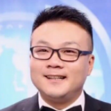 萌说新语 | "穿民族服饰上班" 并无不妥