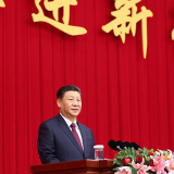 央视快评丨发扬为民服务孺子牛、创新发展拓荒牛、艰苦奋斗老黄牛的精神