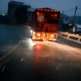 视频｜岳阳3条高速连夜抗冰保畅 感谢风雪中的高速养护人！