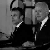 美国总统拜登在白宫会见法国总统马克龙