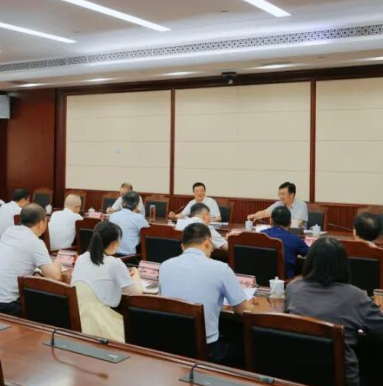 陈飞主持召开省人大常委会关于建立健全生态产品价值实现机制决定（草案）起草工作座谈会