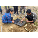 回龙山瑶族乡团结村：农技培训 增强贫困户造血功能