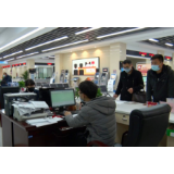 【中国改革报4版】湖南资兴群众凭诚信办理社保业务