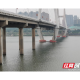 湘潭三大桥一处桥墩疑似发生倾斜？相关负责人：不是桥墩倾斜
