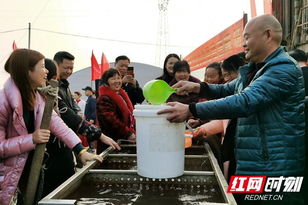 微信图片_20201224170450_副本.jpg