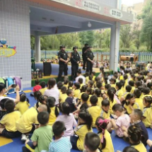 护校安园丨莲乡特巡警开展校园反恐防暴演练