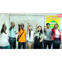 视频丨在湘潭的外国留学生吃月饼、聊中秋，是个啥体验？