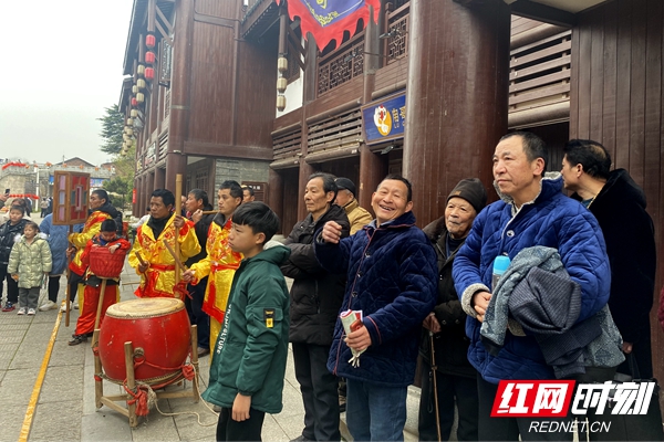文化惠民即使文化的传承，也是欢乐的源泉。.jpg
