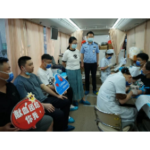 献热血 递爱心丨岳塘公安民辅警积极参加志愿无偿献血活动