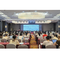 湘潭市1500余名教师参加普通高中新课程新教材培训
