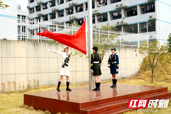 图片4.jpg 图片4.jpg