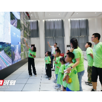 视频|湖南高速集团湘潭分公司开展“亲近高速 走进文明”社会实践活动