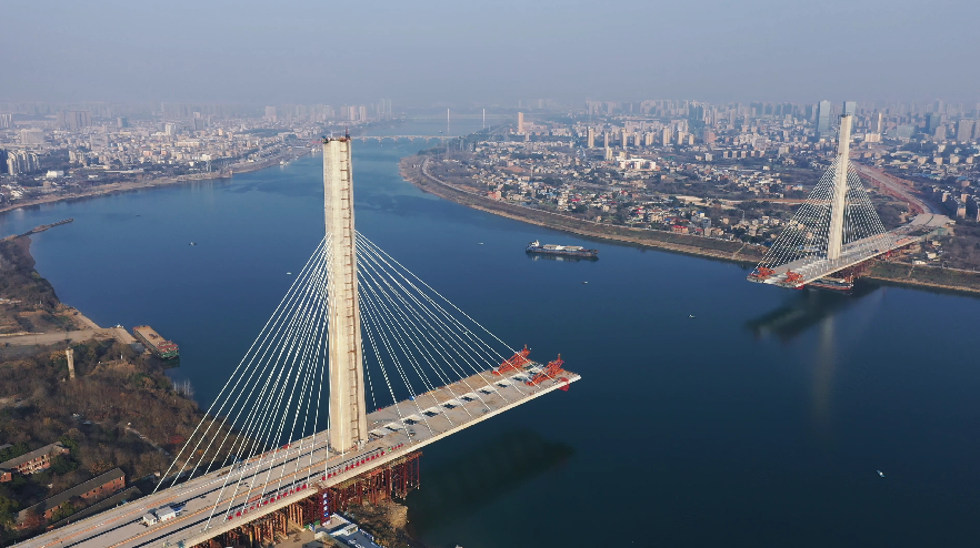 航拍丨建设施工中的湘潭杨梅洲大桥