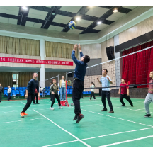 湘钢一中举行教职工气排球比赛