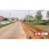 雨湖区青亭村：焕新上摊路铺就振兴“高速路”