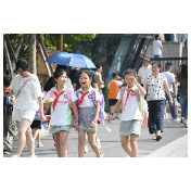 岳塘区35所中小学校开学 3万余名学生错峰报到