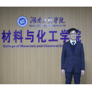 从三尺讲台到产业一线 湖南工程学院教师刘华杰的产教融合奋进之路