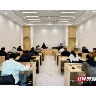 视频|约不上、没空考? 湘潭增设周六驾考科目一专场