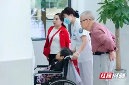 “锋”火湘传丨“零距离”守护健康 湘潭雨湖这支“雷锋家庭医生”团队真暖