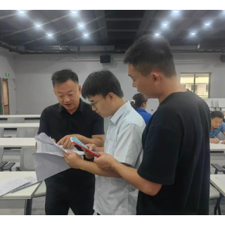 湘潭市退役军人事务局开展“三送”进金杯电工专场活动