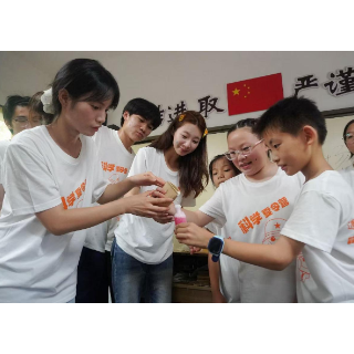 湖南工程学院“科润童心・智启湘阴”乡村振兴促进团赴樟树镇开展社会实践
