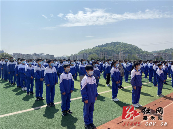 开学现场四.jpg