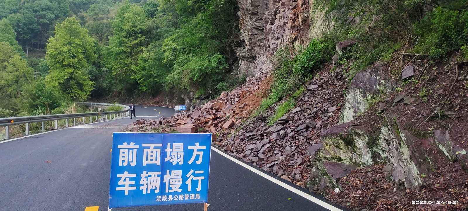 fc722f309cd8641efbe46f143fe8a08.jpg fc722f309cd8641efbe46f143fe8a08.jpg