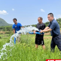 江永：瑶民抗旱忙