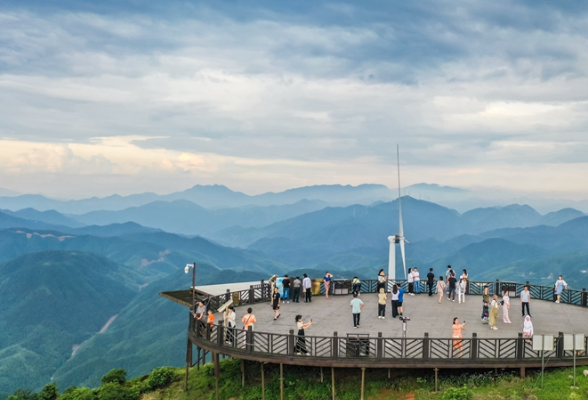 永州避暑 | 蓝山：高山避暑享清凉（组图）