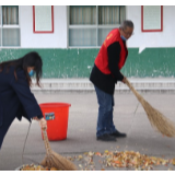 石门六中：党员带头做表率  清洁校园迎复学