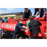 大唐石门发电公司捐助化肥助春耕