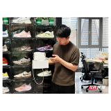 青创纪|王的画卷:一笔东方美学,一双手绘球鞋,一座国潮工厂