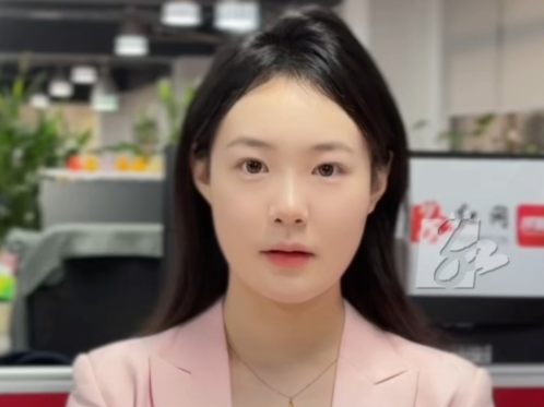 红网视评｜网红黑猩猩“吞云吐雾”？游客扔烟逗它取乐，这恶趣味太自私！