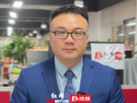 红网视评｜又暖又敢！女生脱衣钻下水道救狗，还把它养了！