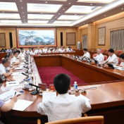 辛小湘丨约谈党政“一把手”，这场会议何事？