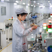 镜像世界| “马”力全开向高地