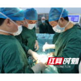 揪心！6斤重的肿瘤从八旬老人腹部取出