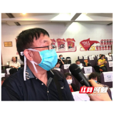 这位老人家患青光眼这样做,四十几年光明尚存