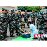 郴州：北湖区“救在身边”应急救护培训走进民兵训练营