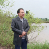 朱阳辉调研脱贫攻坚等当前重点工作：打好产业帮扶组合拳 确保如期脱贫 稳定脱贫