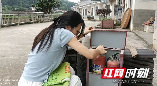 dcb9c8cb019ce0bac2ee7e350baee3b5_副本.jpg dcb9c8cb019ce0bac2ee7e350baee3b5_副本.jpg