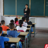 岳塘区法院《民法典》宣传进校园活动走进江滨学校