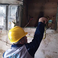 春节期间不打烊，“莲城电工”获赞誉