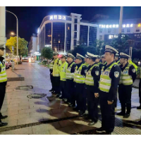 节日我在岗 | “五一”小长假,湘潭交警护大家平安行(图)