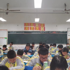 湘潭县云龙中学：明灯点亮“视”界  柔光守护“睛”彩 