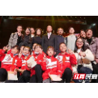 湖南科大一研究生指导“小诗人”写下1400余首诗歌