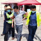 驾驶员突发病痛 湘潭高速人紧急救助
