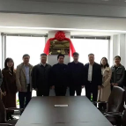 “岳塘区无党派代表人士张才勇工作室”授牌